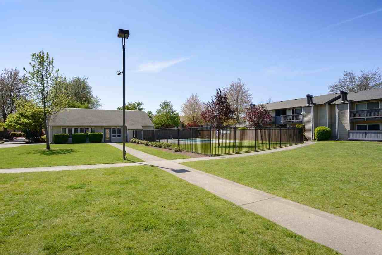 Arbor Chase - Photo 4 of 19