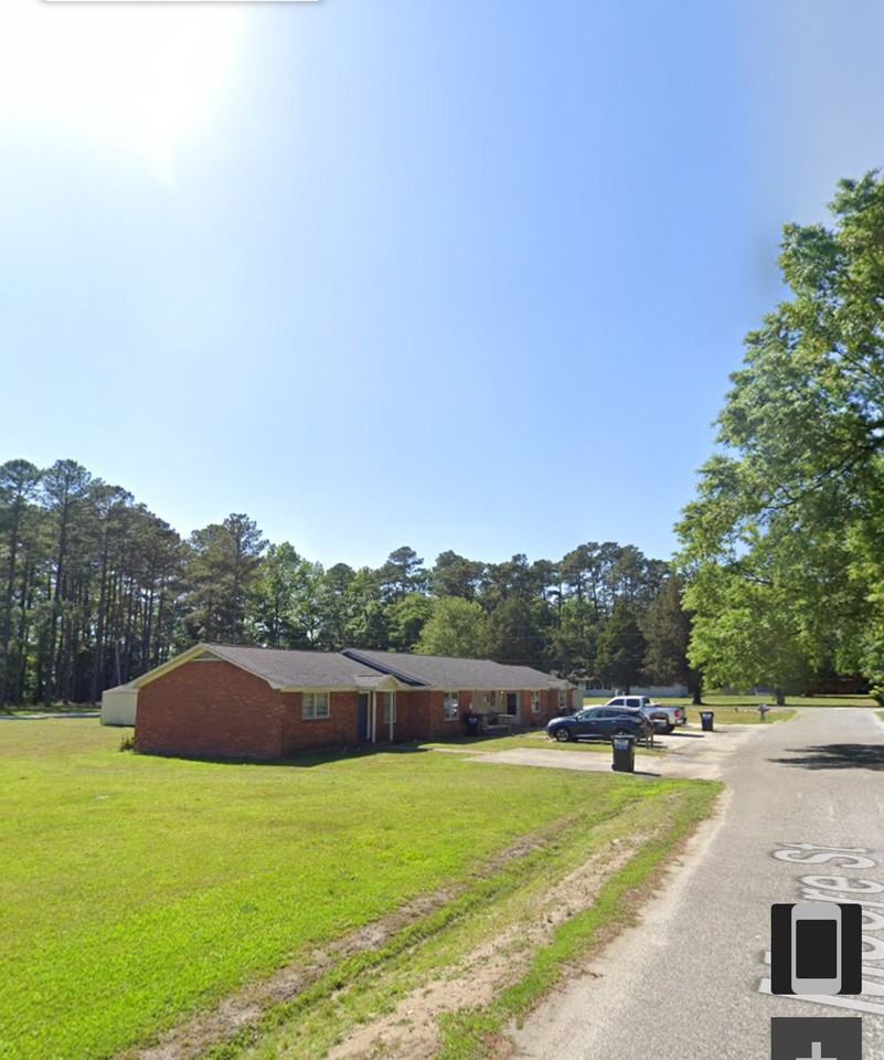 Moore Street - Photo 2 of 2