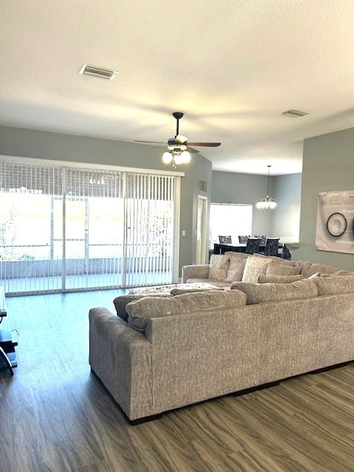 2424 India Blvd - Photo 2 of 12