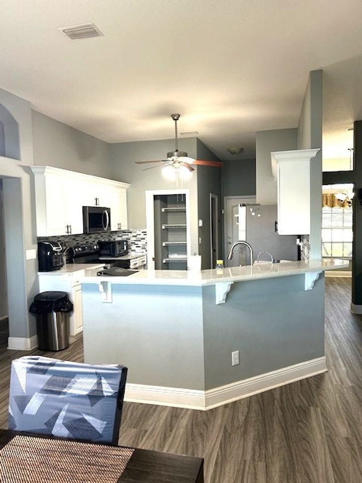 2424 India Blvd - Photo 4 of 12