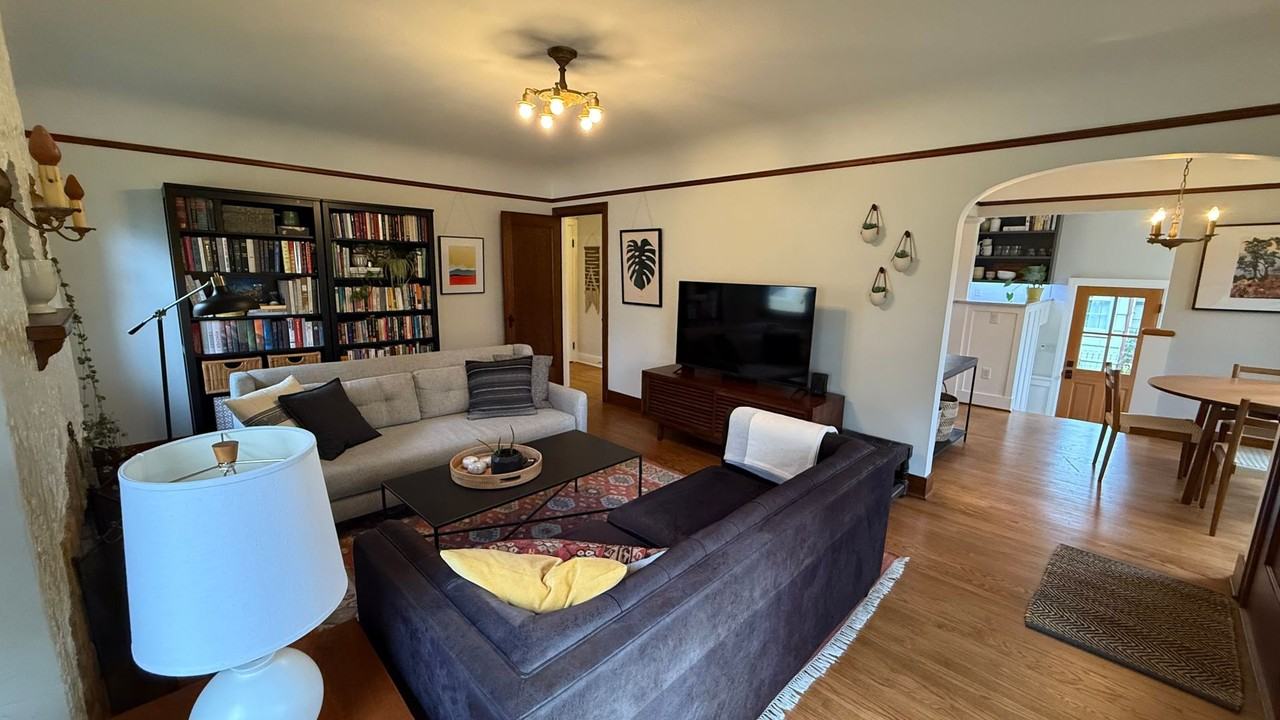 2144 Se 59th Ave - Photo 2 of 36