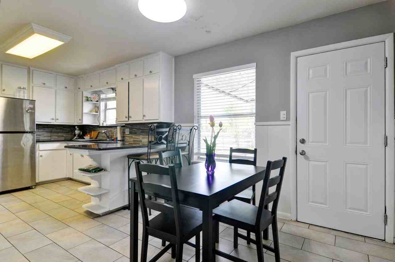 3715 Jeanette Dr - Photo 5 of 25