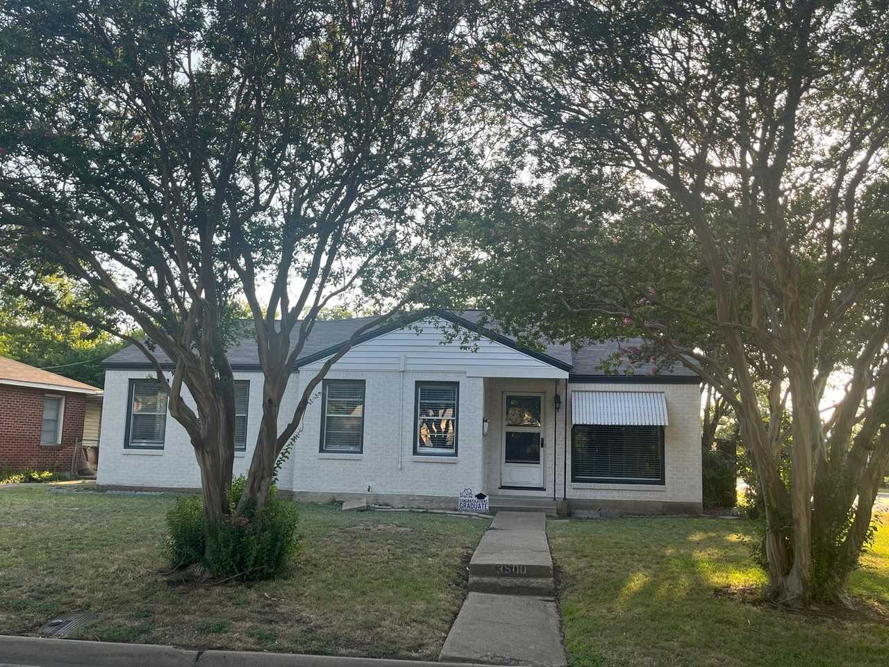 3500 Mission St - Photo 3 of 15