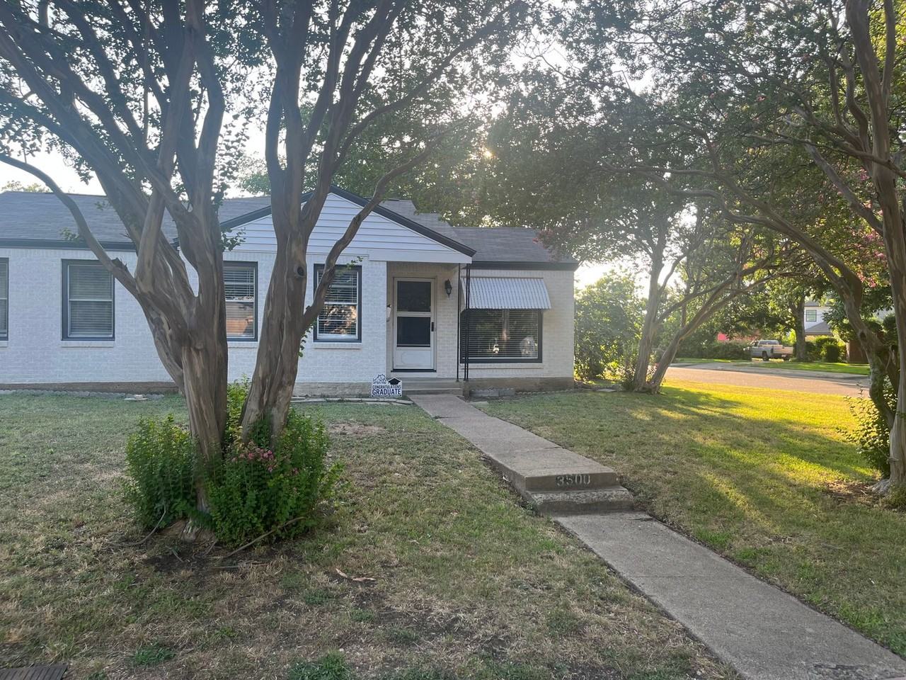 3500 Mission St - Photo 2 of 15