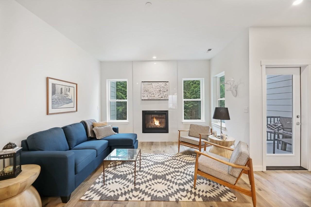 161 Countryman Dr - Photo 3 of 25