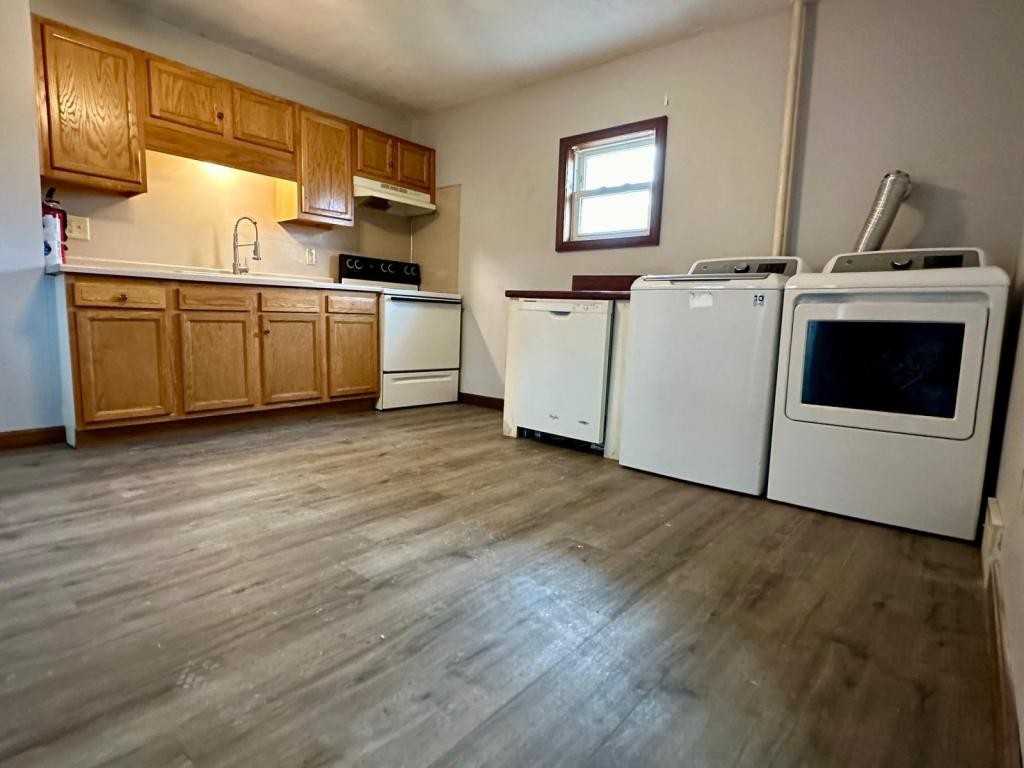 265 E Voris St - Photo 3 of 16