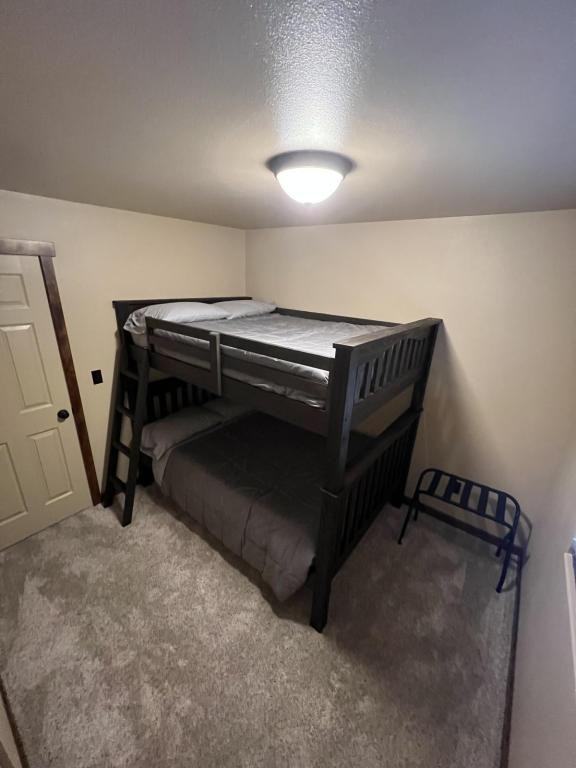 965 Hedburg Dr - Photo 5 of 7