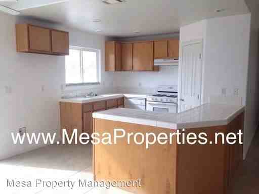 17373 Capri St - Photo 3 of 13