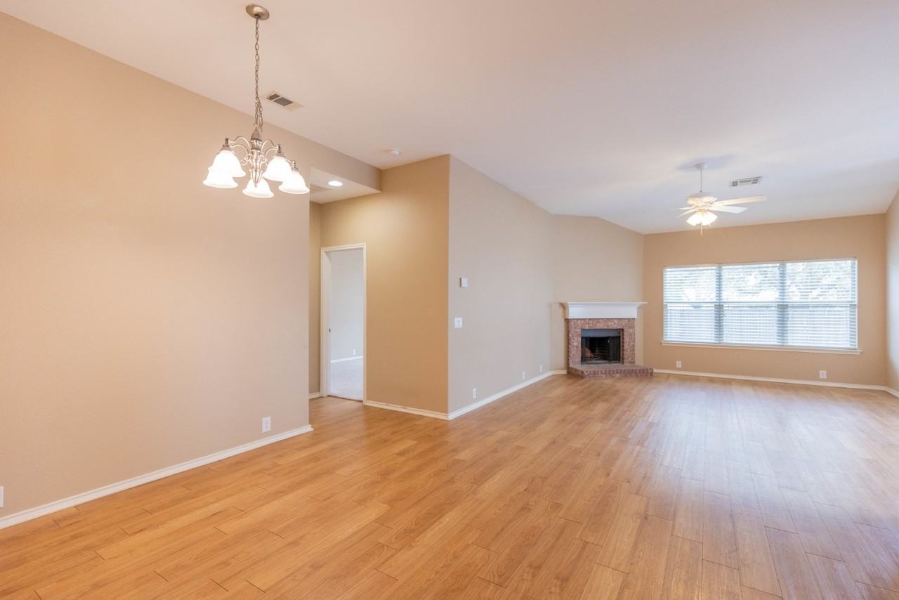 648 Rooster Run - Photo 4 of 27