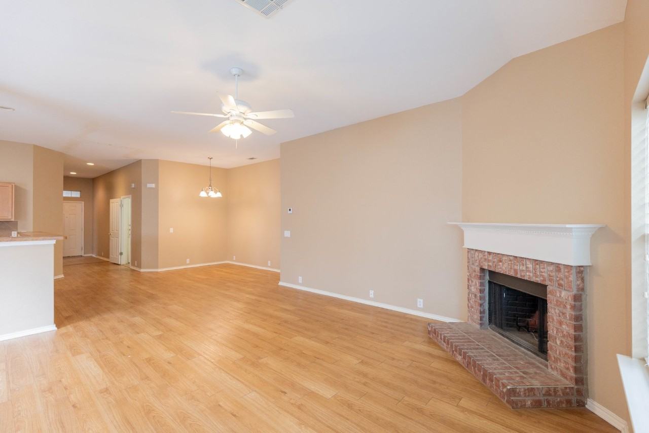 648 Rooster Run - Photo 5 of 27