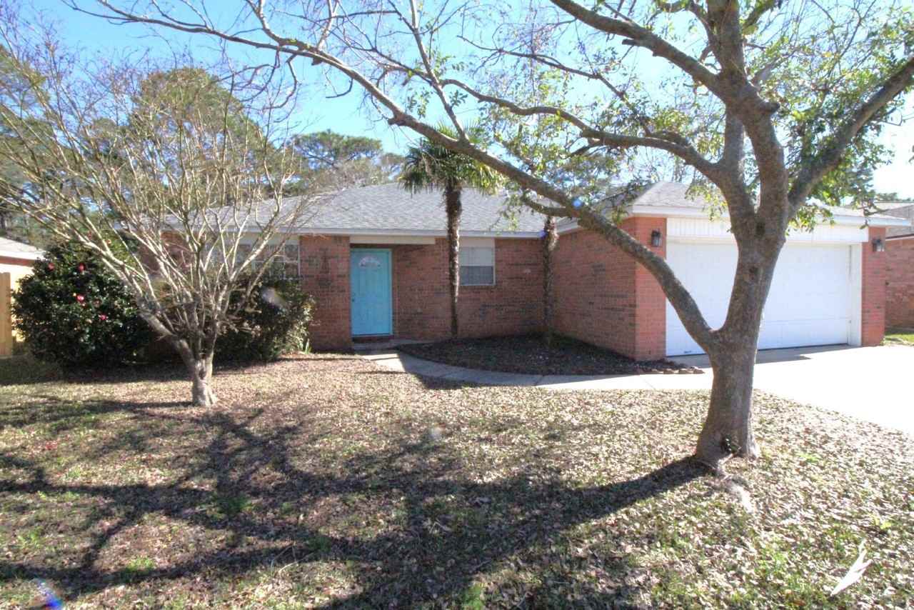 706 Marlinspike Dr - Photo 2 of 20