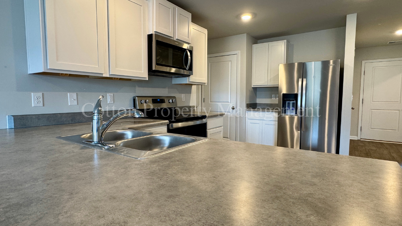 1114 Forest Glen Dr Ne - Photo 7 of 29