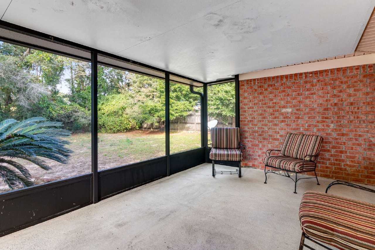 5824 Pebble Ridge Dr - Photo 2 of 25