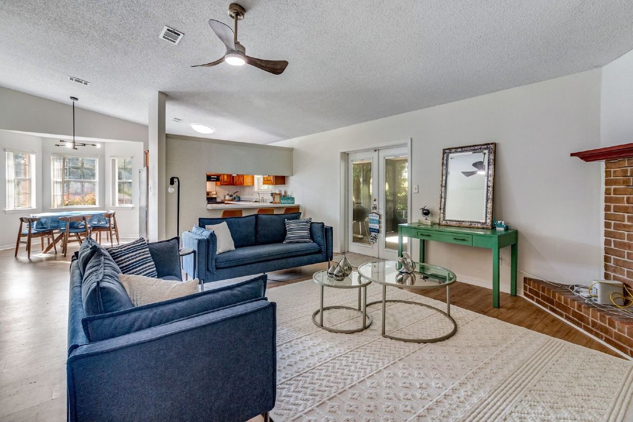 5824 Pebble Ridge Dr - Photo 3 of 25