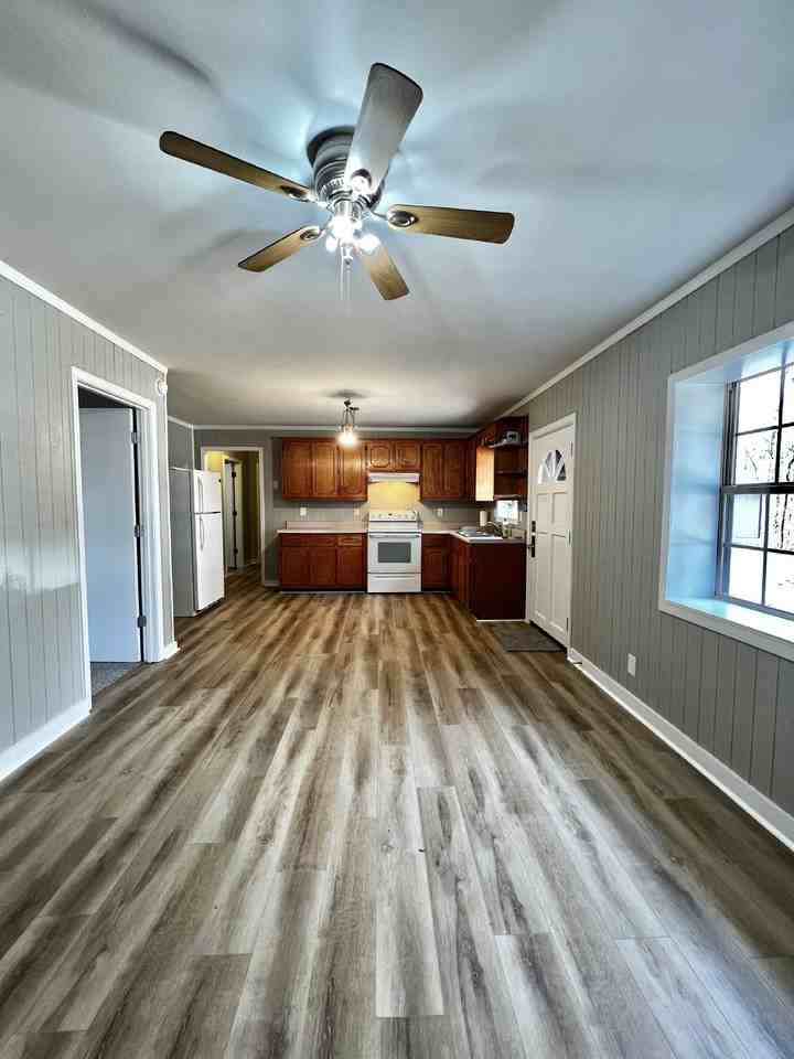 2110 Buck Smith Rd - Photo 3 of 18