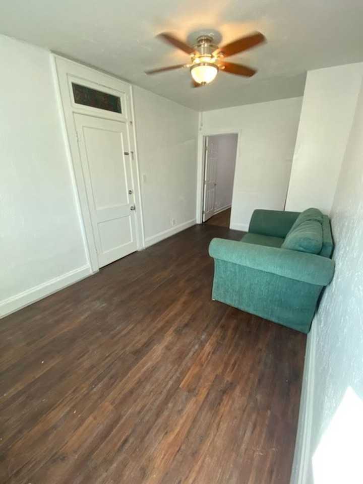 401 Colonia Ln E ##E. - Photo 2 of 7