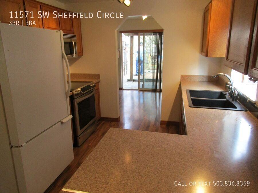 11571 Sw Sheffield Cir - Photo 3 of 12