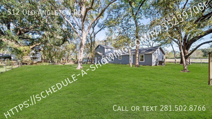 512 Old Angleton Rd - Photo 3 of 16