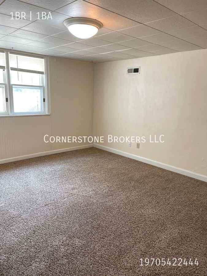 227.5 Meeker St. - Photo 2 of 6