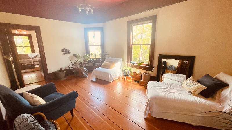 1104 Madison St - Photo 3 of 22