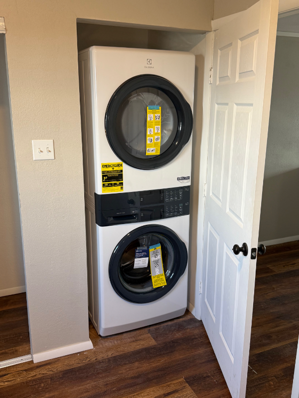 17815 Circle Dr #A2 - Photo 2 of 9