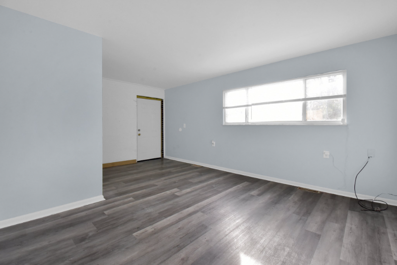 849 Wellington Boulevard #849 - Photo 6 of 11