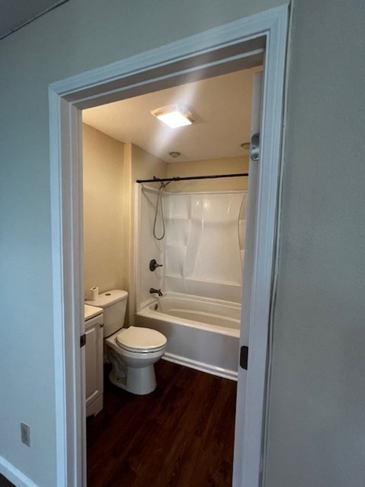 104  Lakeview - Photo 3 of 7