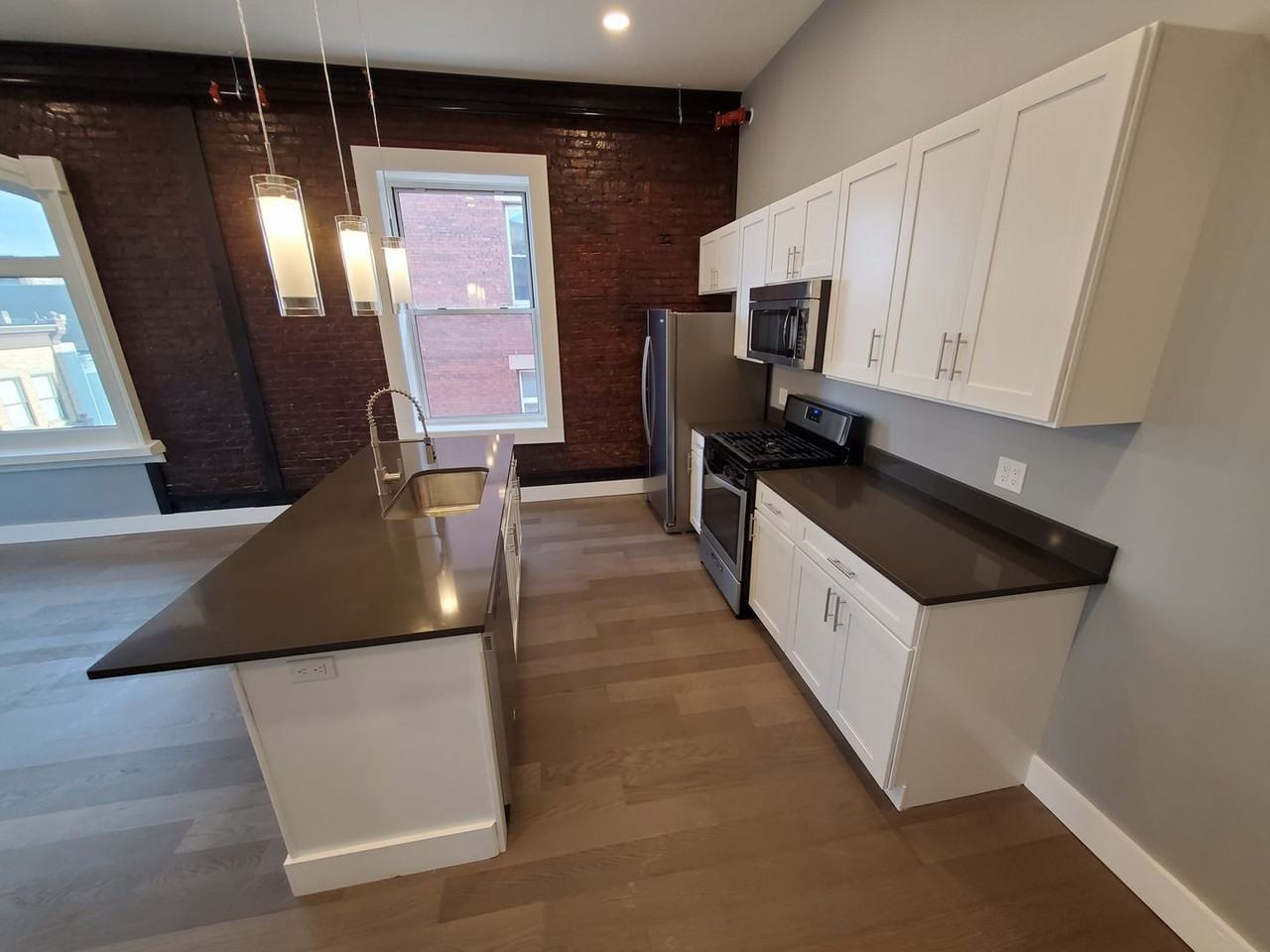 122 Remsen - Photo 4 of 26