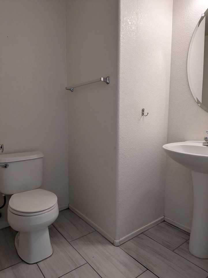 4663 W Calatrava Ln - Photo 5 of 33