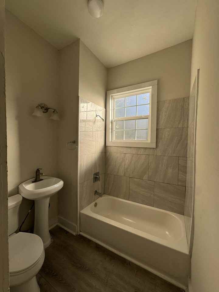 118 North 14th Street - Photo 6 of 9