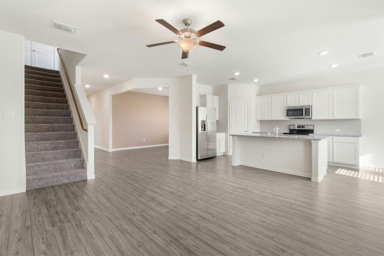 168 Chamberlain Drive - Photo 7 of 41