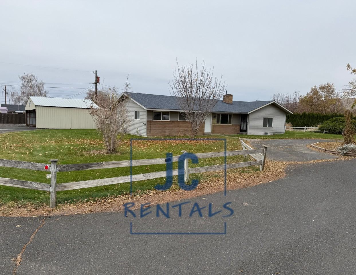 2319 S 4th Ave #NA - Photo 2 of 17