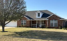 128 Nw Valleybrook Dr #NA - Photo 1 of 1