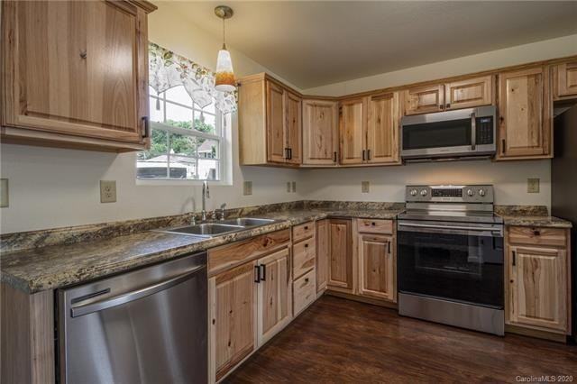 40 Eddie Dr #NA - Photo 3 of 24