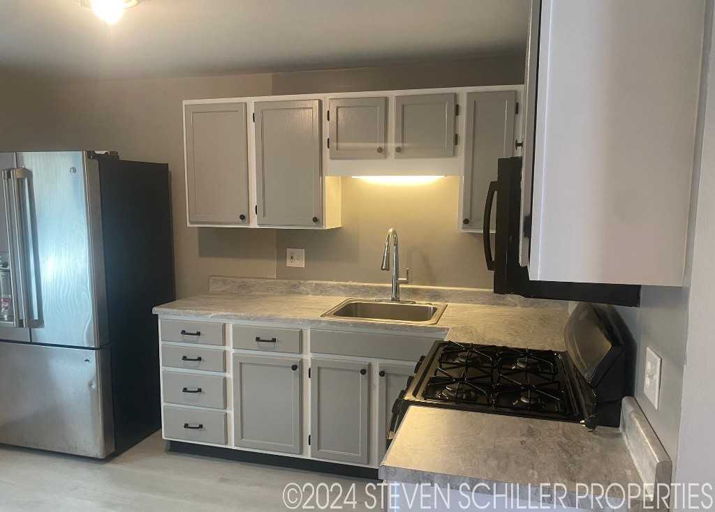 560 S 69th St #560 - Photo 4 of 19