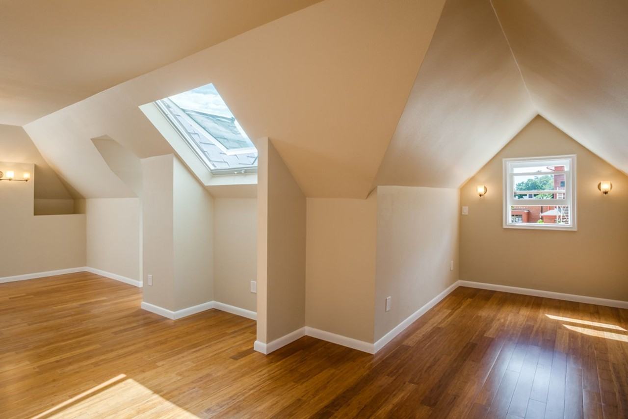 2021 Pine St - Photo 7 of 50