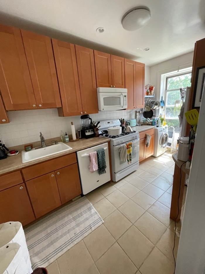 273 Clinton St #2 - Photo 3 of 5