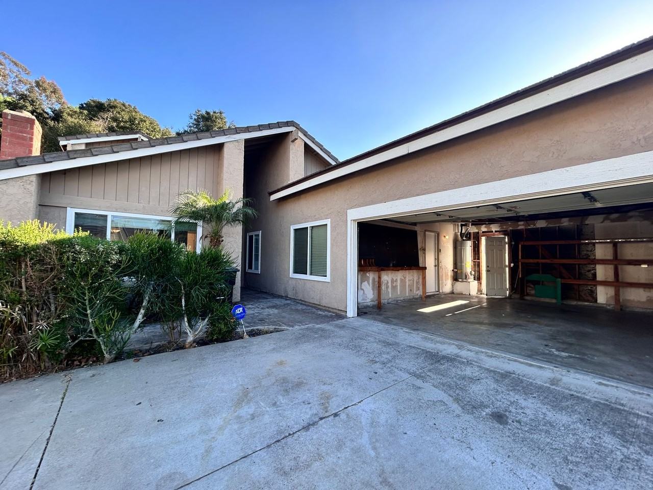 22392 Rippling Brk - Photo 2 of 49