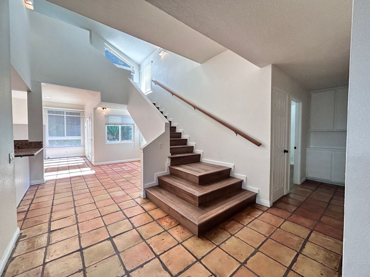 22392 Rippling Brk - Photo 5 of 49