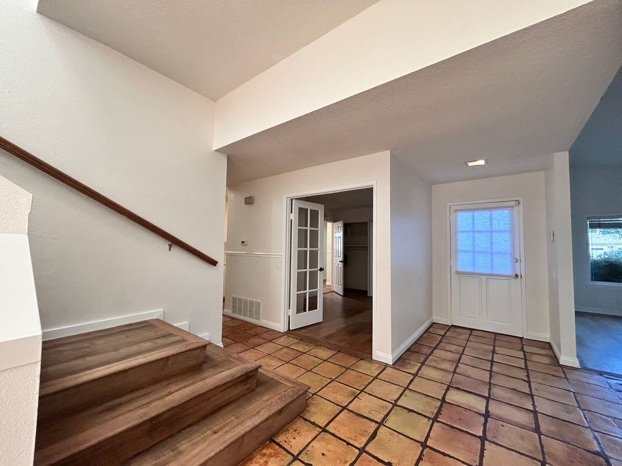 22392 Rippling Brk - Photo 6 of 49