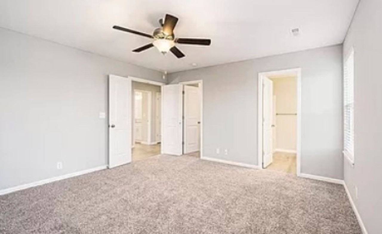 9103 Sw 2nd St - Photo 6 of 12