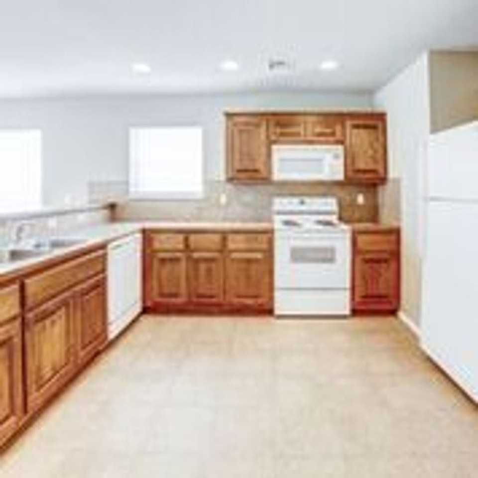 2993 Creekside Dr - Photo 6 of 12