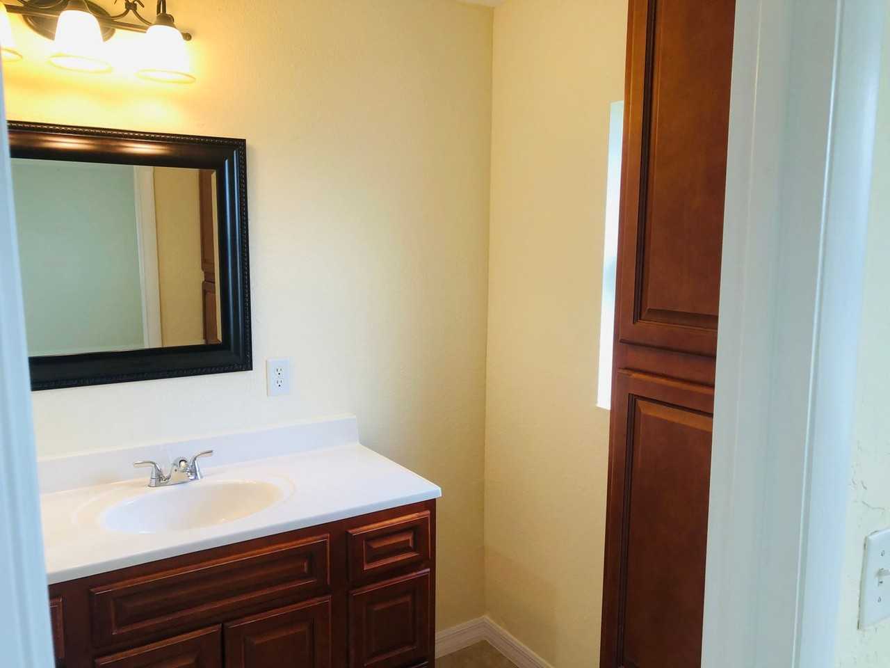 1923 Jefferson Avenue - Photo 2 of 28