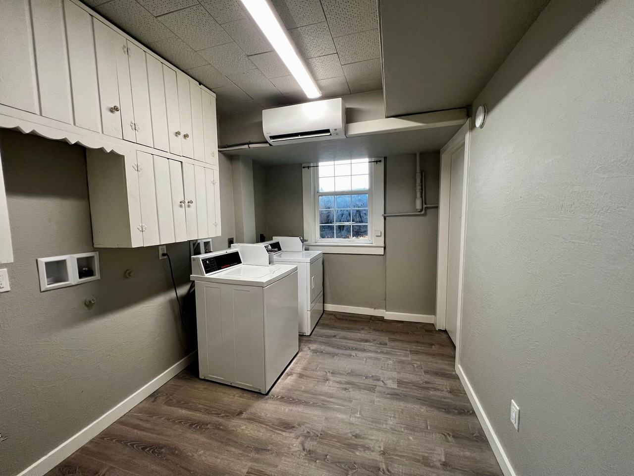 401 Nw Bailey Ave #200 - Photo 5 of 22