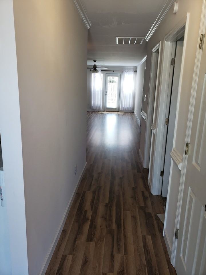 404 Northrop Pl - Photo 2 of 42