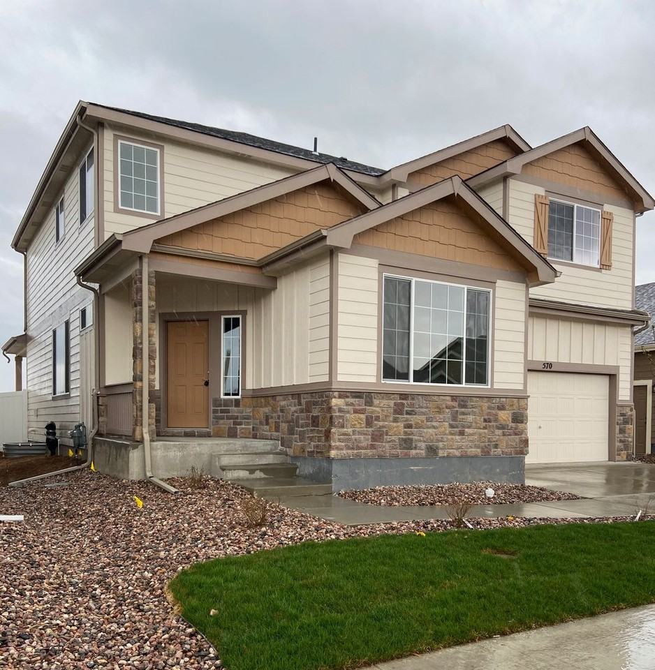 570 Lapis Pl - Photo 6 of 35