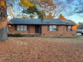 928 Hazelwood Dr - Photo 1 of 1