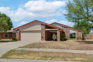 featured image of 6815 Sw Fenwick Ave