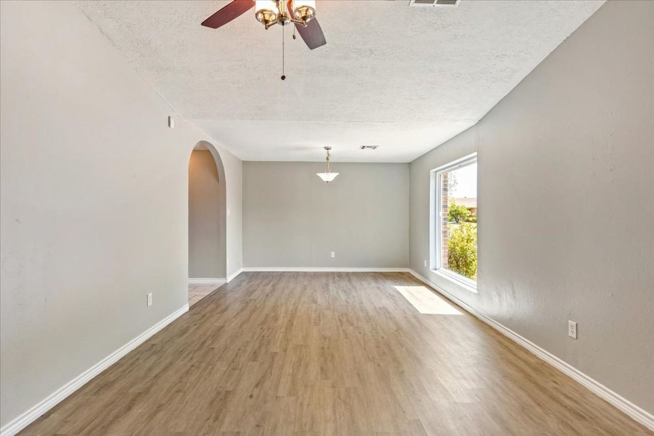 6815 Sw Fenwick Ave - Photo 6 of 19