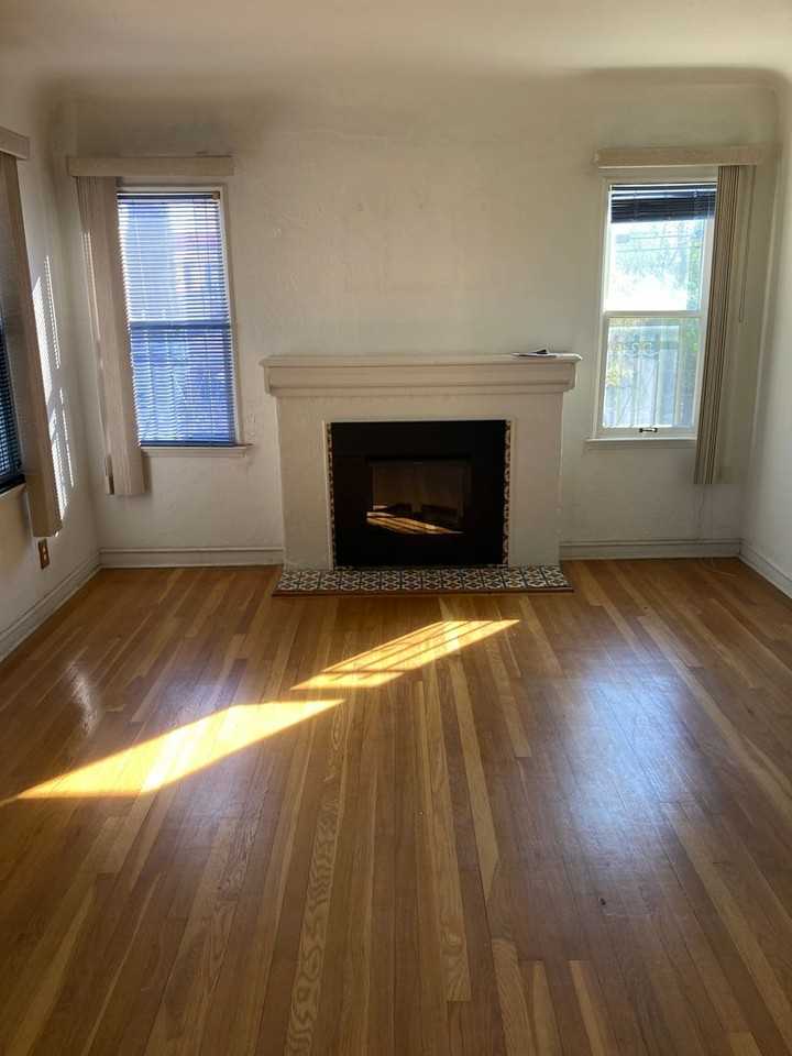 1515 Carlyle Pl - Photo 2 of 18